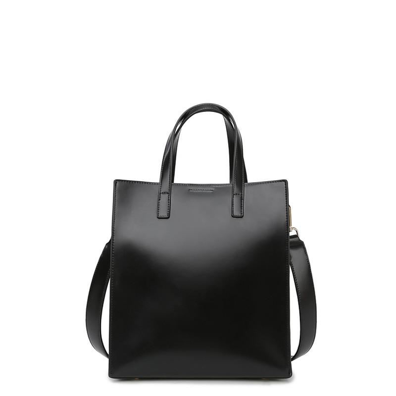 Bolso de cuero ligeramente estructurado - Esencial minimalista María