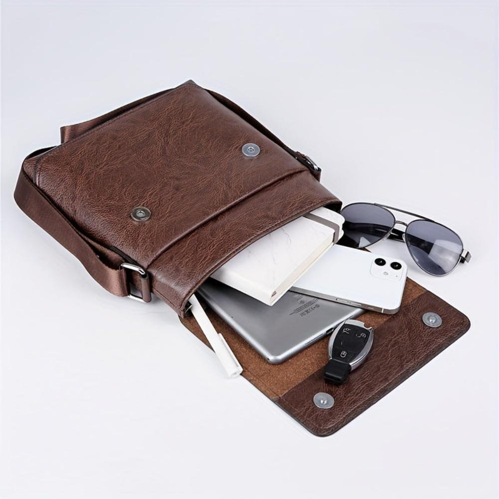 Bolso bandolera vertical de cuero Arvid