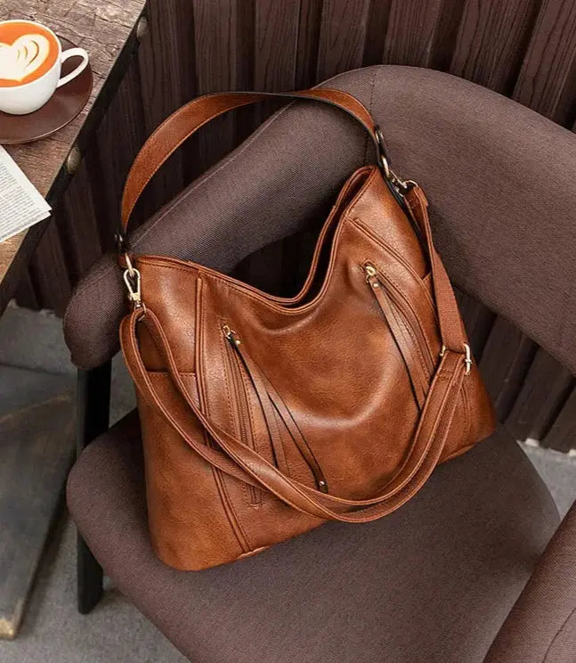 Blanche’s elegante | Capa de cuero elegante