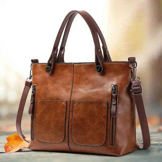 Elegante mochila antigua de Britta