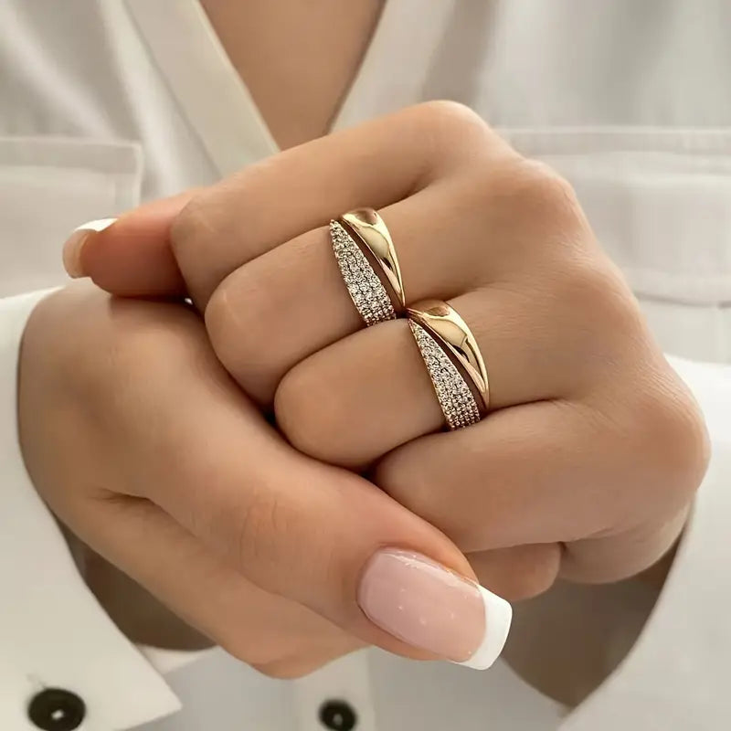 Annalise - Elegante anillo con banda dividida