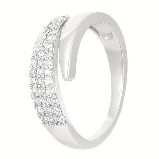 Annalise - Elegante anillo con banda dividida