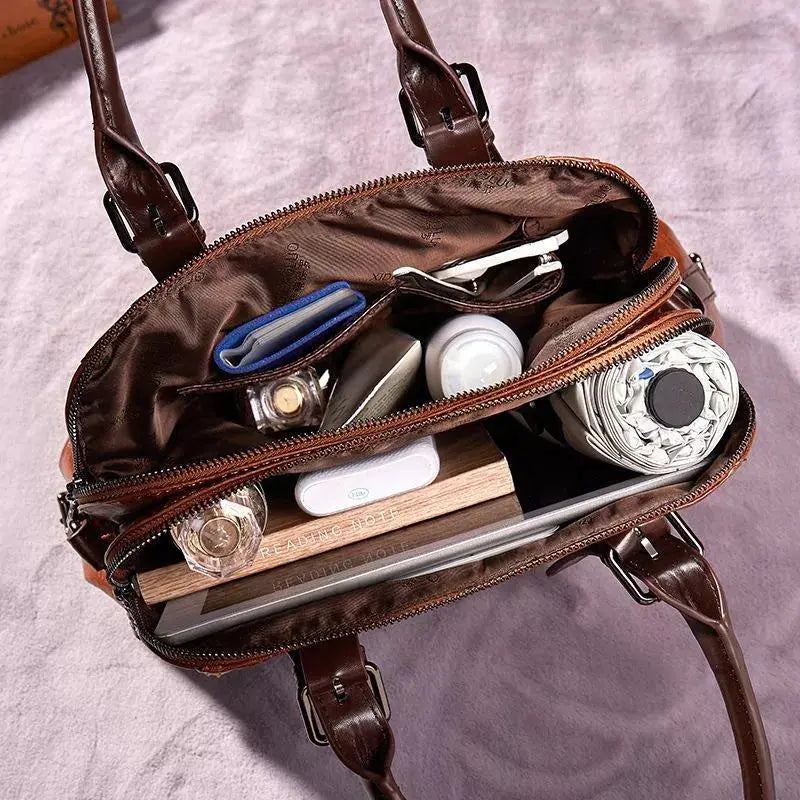 Agneta Luxe Statement | Cartera de piel sintética